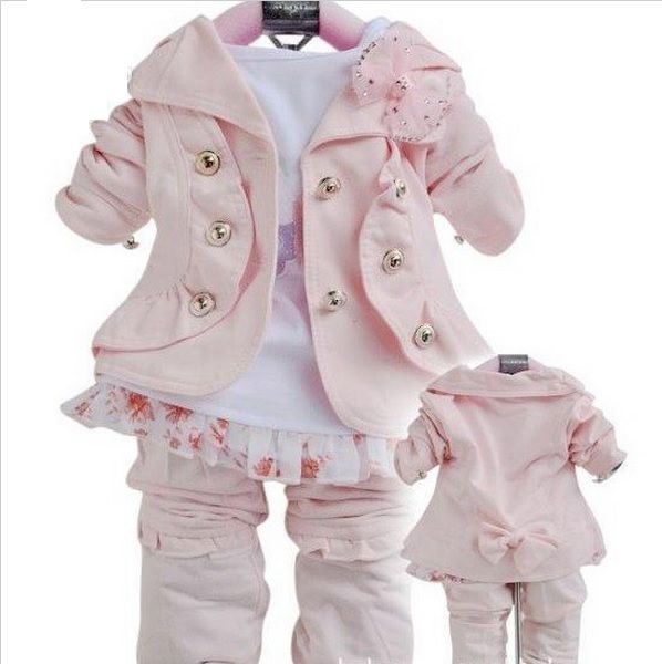 Kit casaco com capuz + casaco com arco buttont + calça