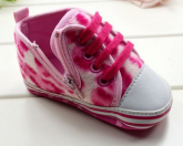 Botinha oncinha rosa